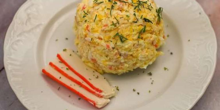 Крабово-сырный салат шариками - рецепт приготовления с фото от Maggi.ru