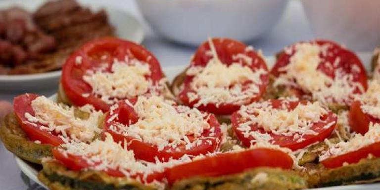 Жареные кабачки с помидорами и чесноком - рецепт приготовления с фото от Maggi.ru
