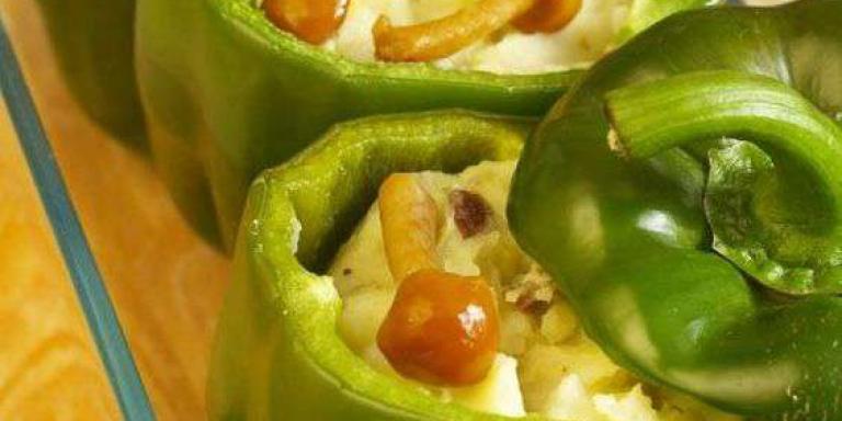 Зеленый перец, фаршированный картофелем - рецепт с фото от Магги