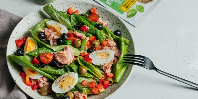 Овощной салат с тунцом - пошаговый рецепт с фото от экспертов Maggi