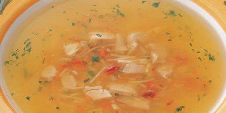 Ароматный и лёгкий куриный суп - рецепт приготовления с фото от Maggi.ru