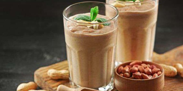 Шоколадно-арахисовый молочный коктейль - рецепт приготовления с фото от Maggi.ru