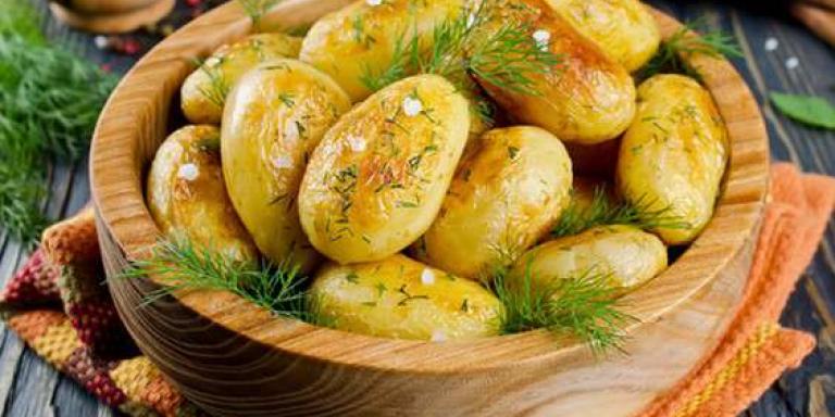 Жареный картофель с укропом - рецепт приготовления с фото от Maggi.ru