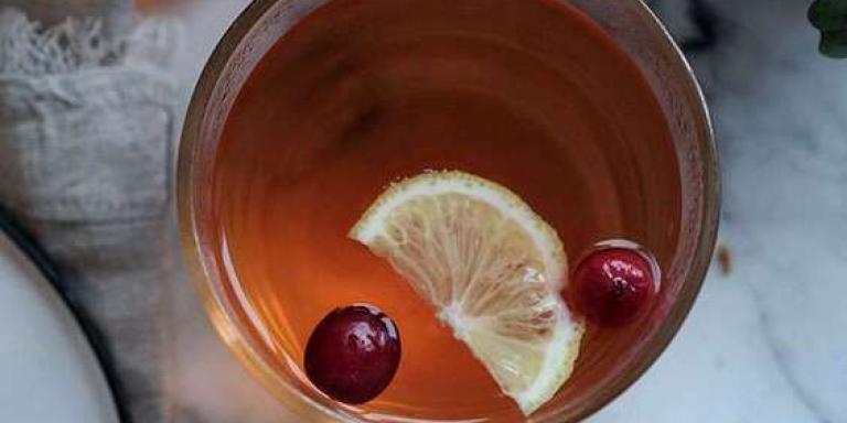 Ароматный черный чай с ягодами и цитрусовыми - рецепт с фото от Магги