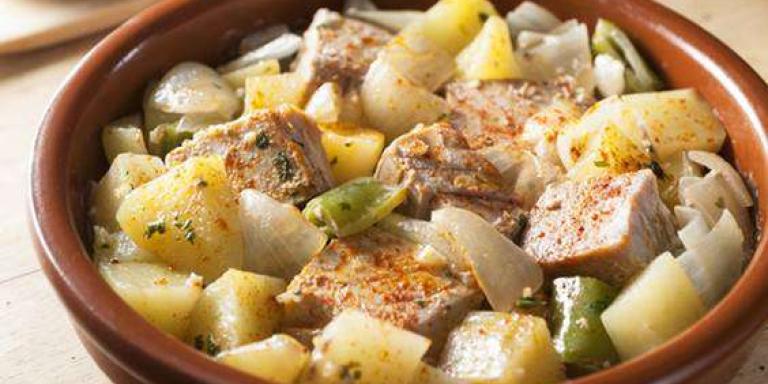 Бакалао с картофелем и оливками - рецепт приготовления с фото от Maggi.ru