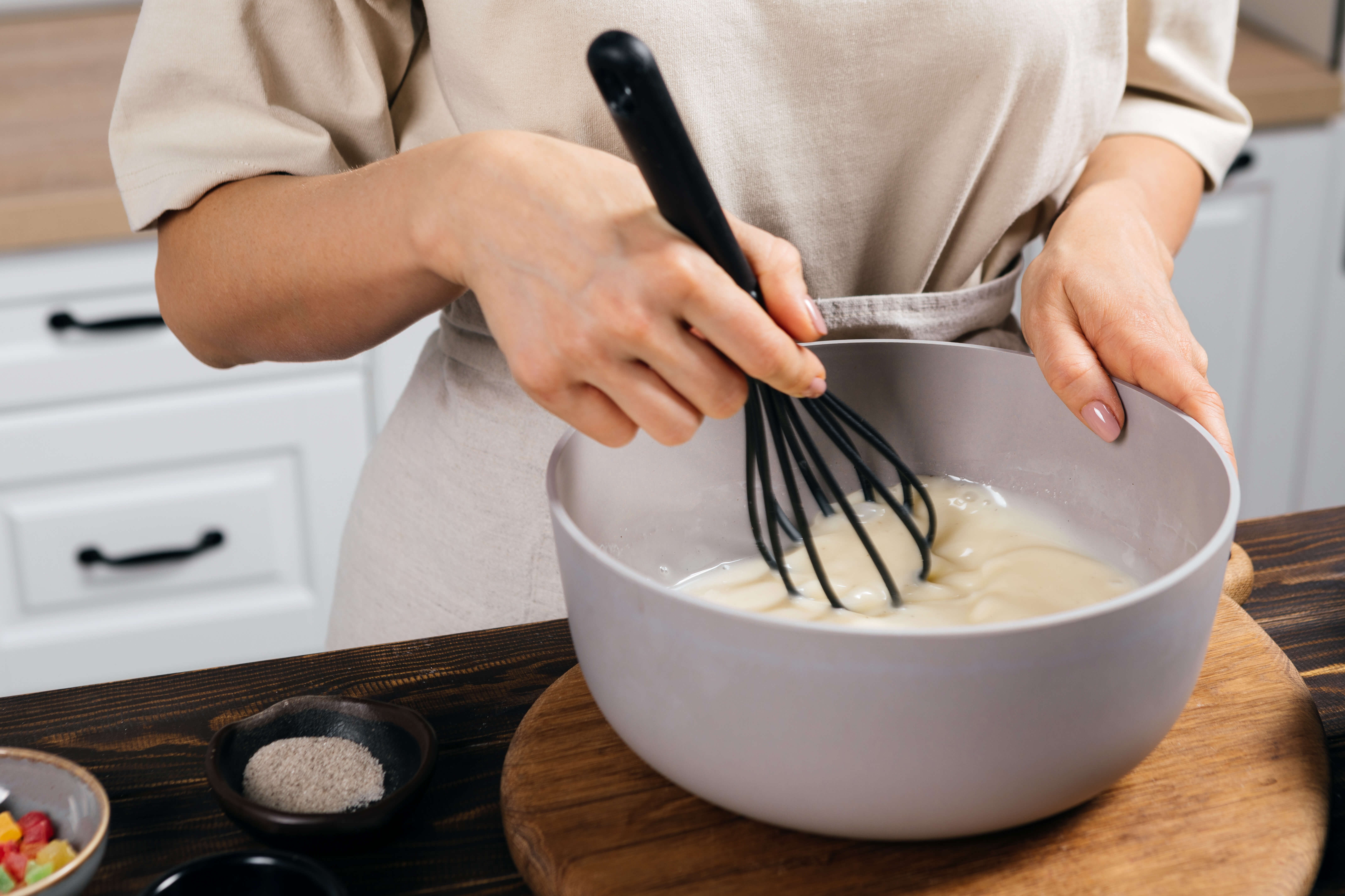 Нежно-сливочный кулич на желтках с изюмом - рецепт приготовления с фото от  Maggi.ru