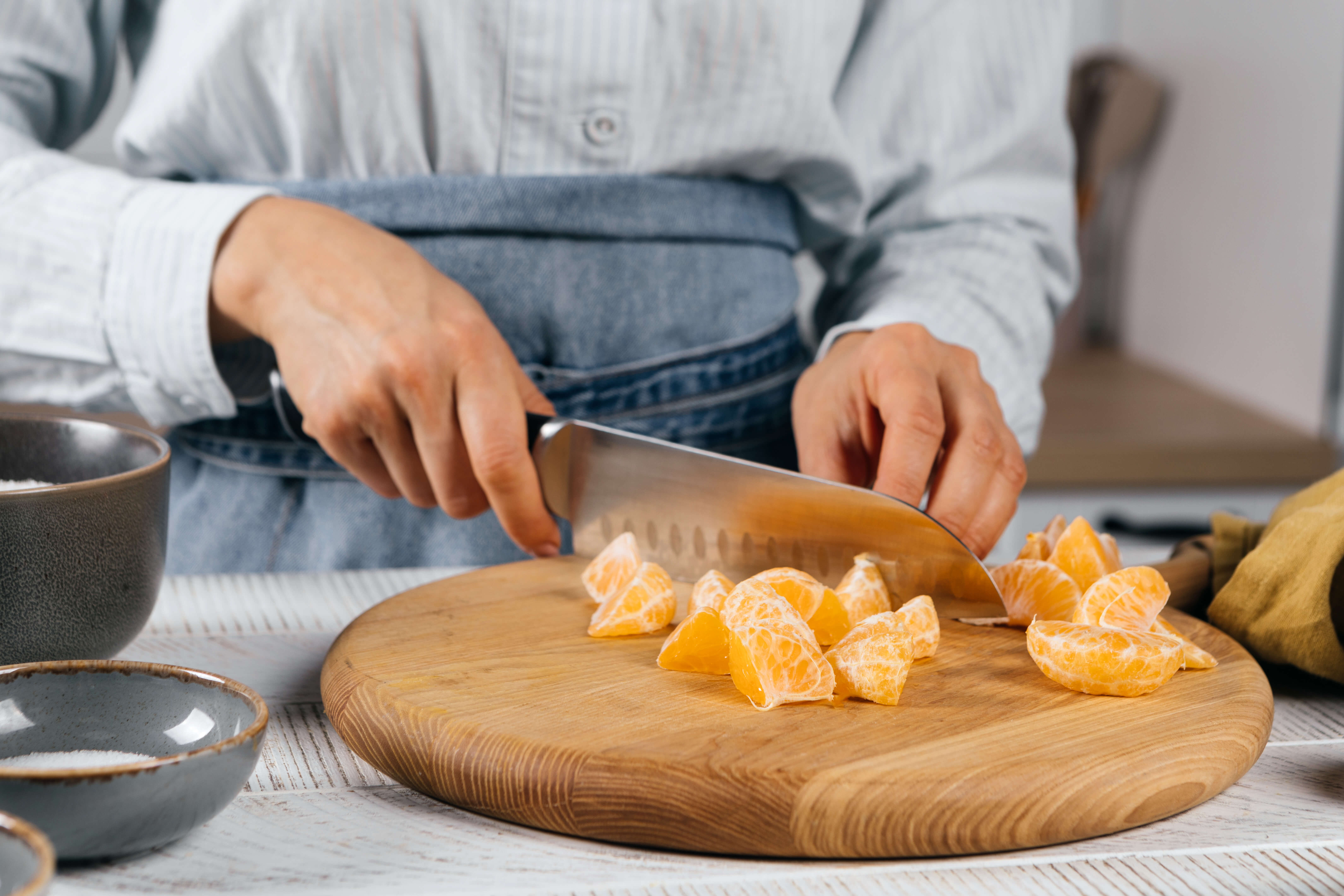Шарлотка с мандаринами в мультиварке — рецепт с фото