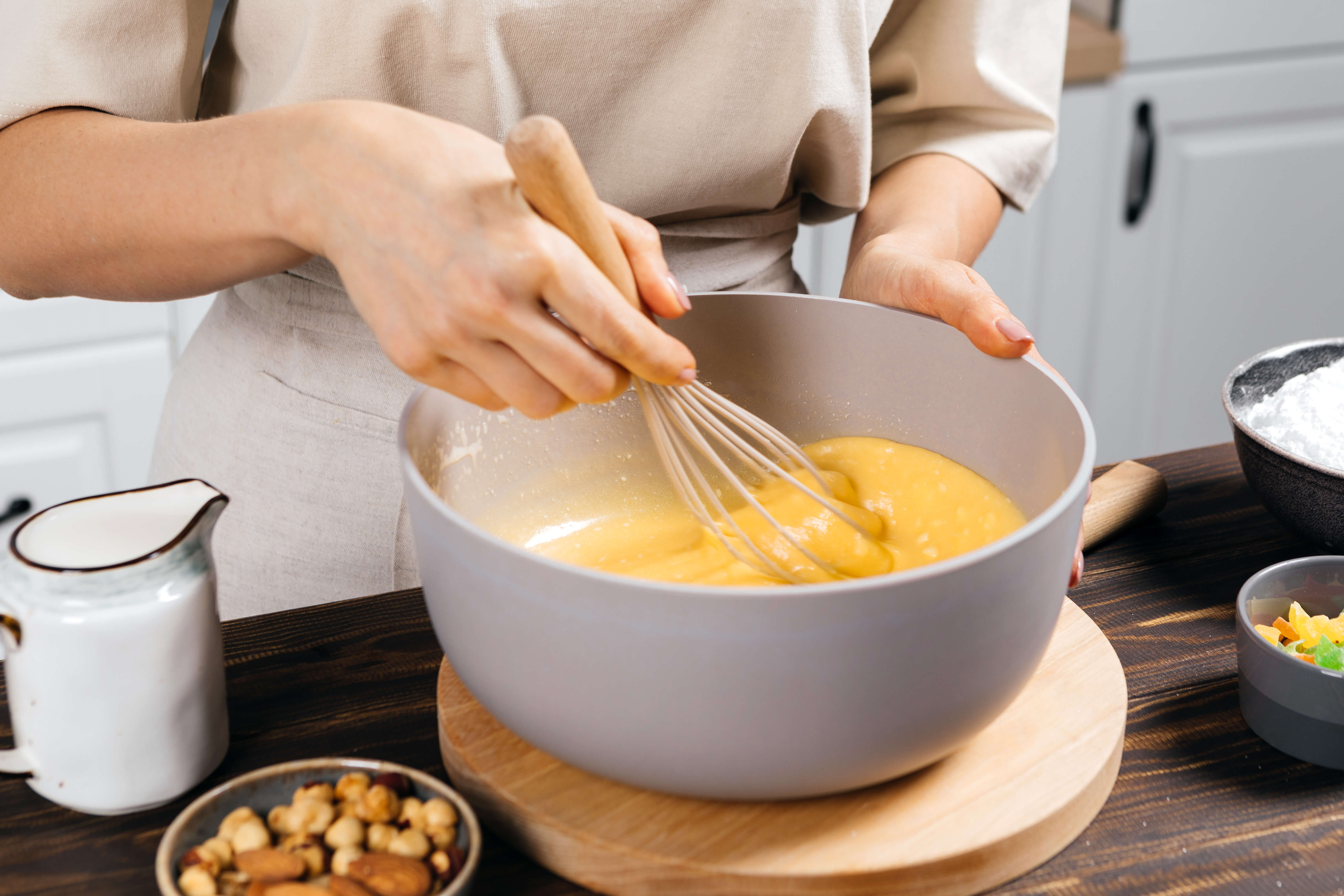 Пасхальный венский кулич с изюмом, цукатами и орехами