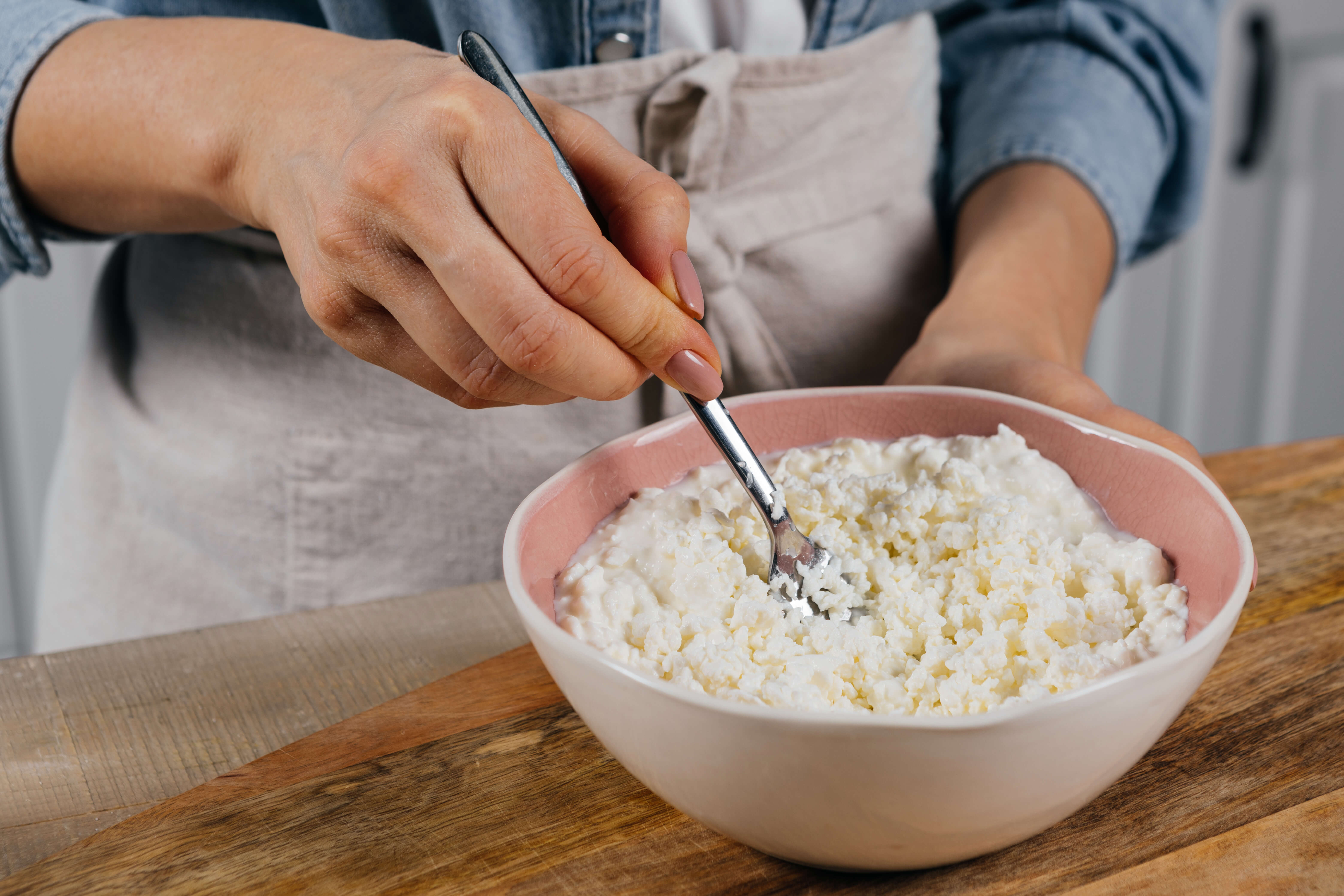 Нежные сырники из творога с ванилью - рецепт приготовления с фото от  Maggi.ru