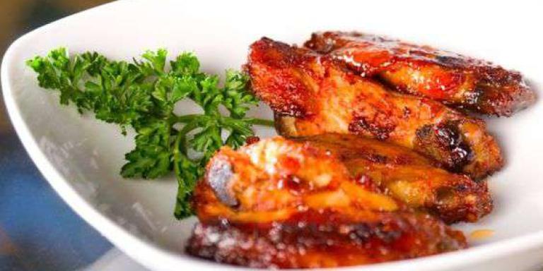 Куриные крылья запеченные с медом - рецепт приготовления с фото от Maggi.ru