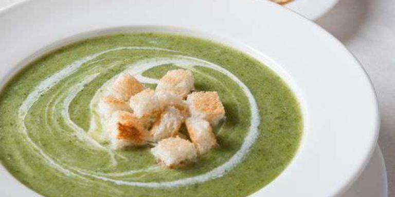 Крем-суп из брокколи с гренками - рецепт с фото от Maggi.ru